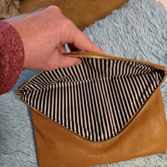 Purse envelope clutch NWOT - Picture 3 of 4